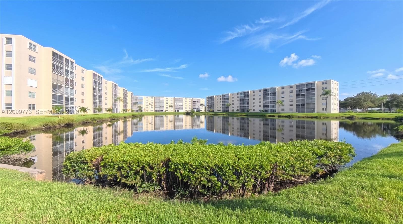 Meadowbrook Lakes Bldg F · #209 in Dania Beach - Photo 18
