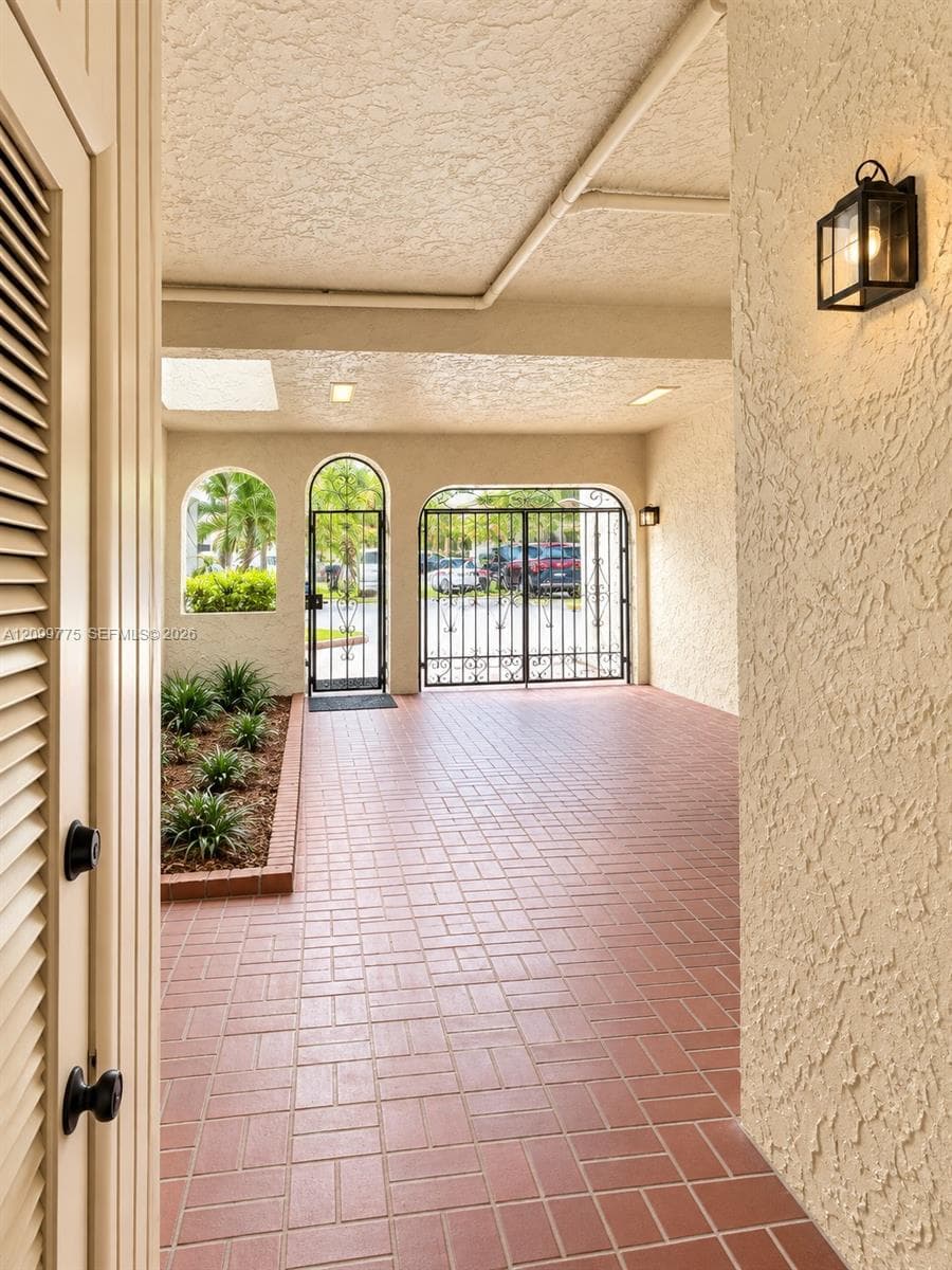 COSTA DEL SOL CONDO · #14S1 in Doral - Photo 39