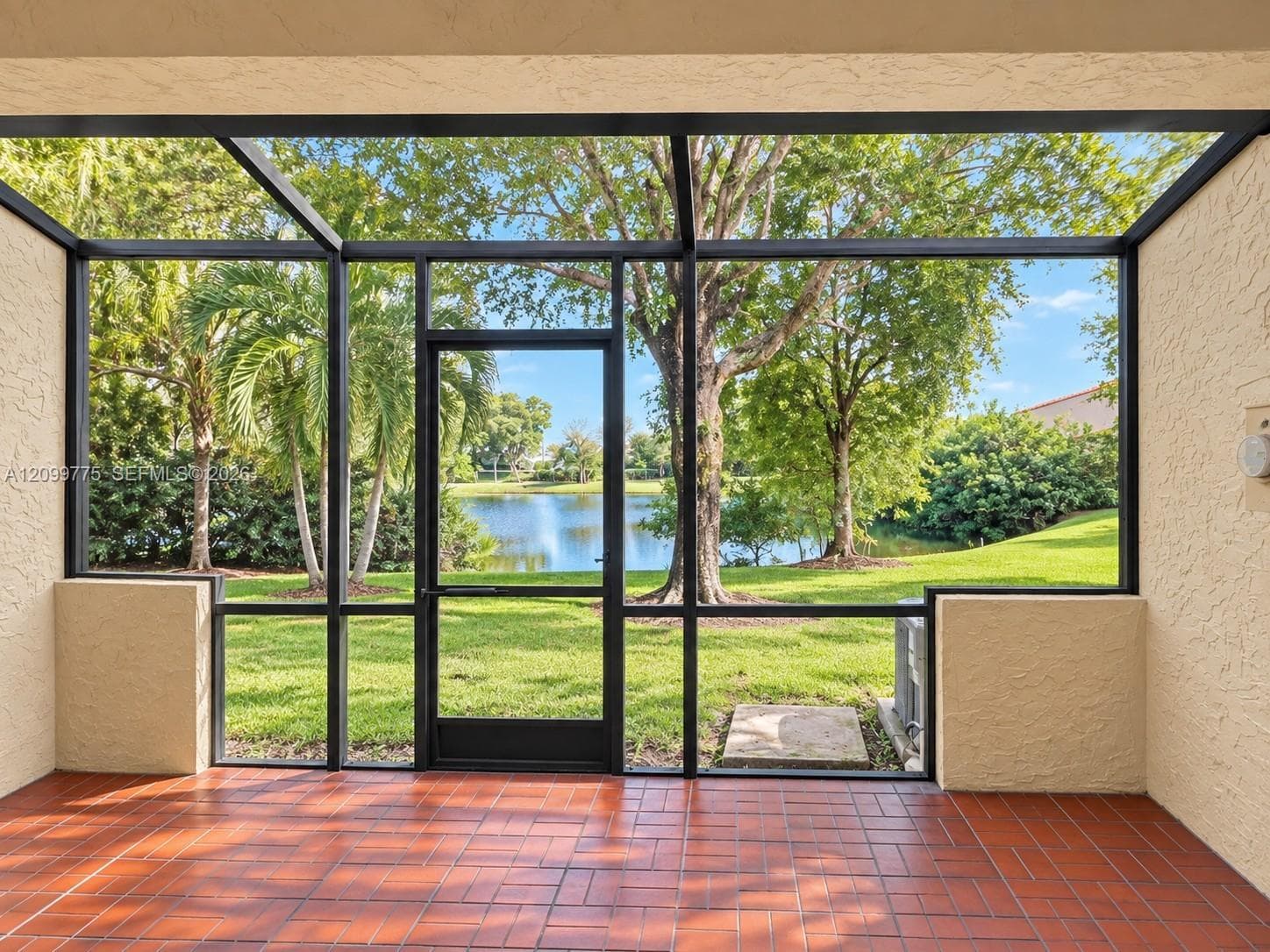 COSTA DEL SOL CONDO · #14S1 in Doral - Photo 8
