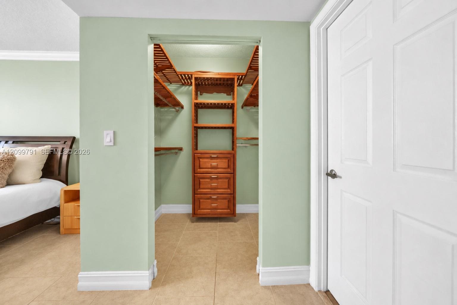 2080 OCEAN DRIVE CONDO · #1509 in Hallandale Beach - Photo 16