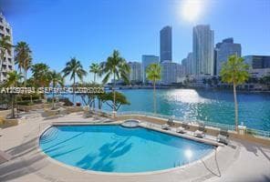 Courvoisier Courts · #1101 in Miami - Photo 26