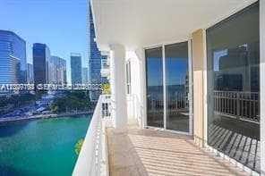 Courvoisier Courts · #1101 in Miami - Photo 3