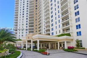 Courvoisier Courts · #1101 in Miami - Photo 38