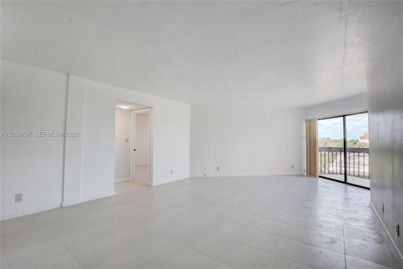 PRESIDENTIAL GOLFVIEW CON · #401 in West Palm Beach - Photo 19