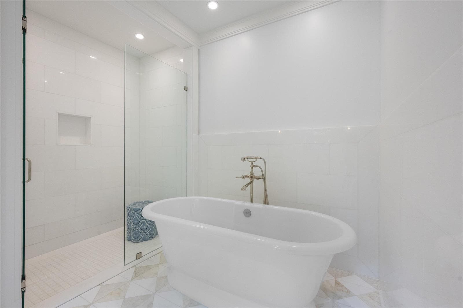 Master Bath "Her"