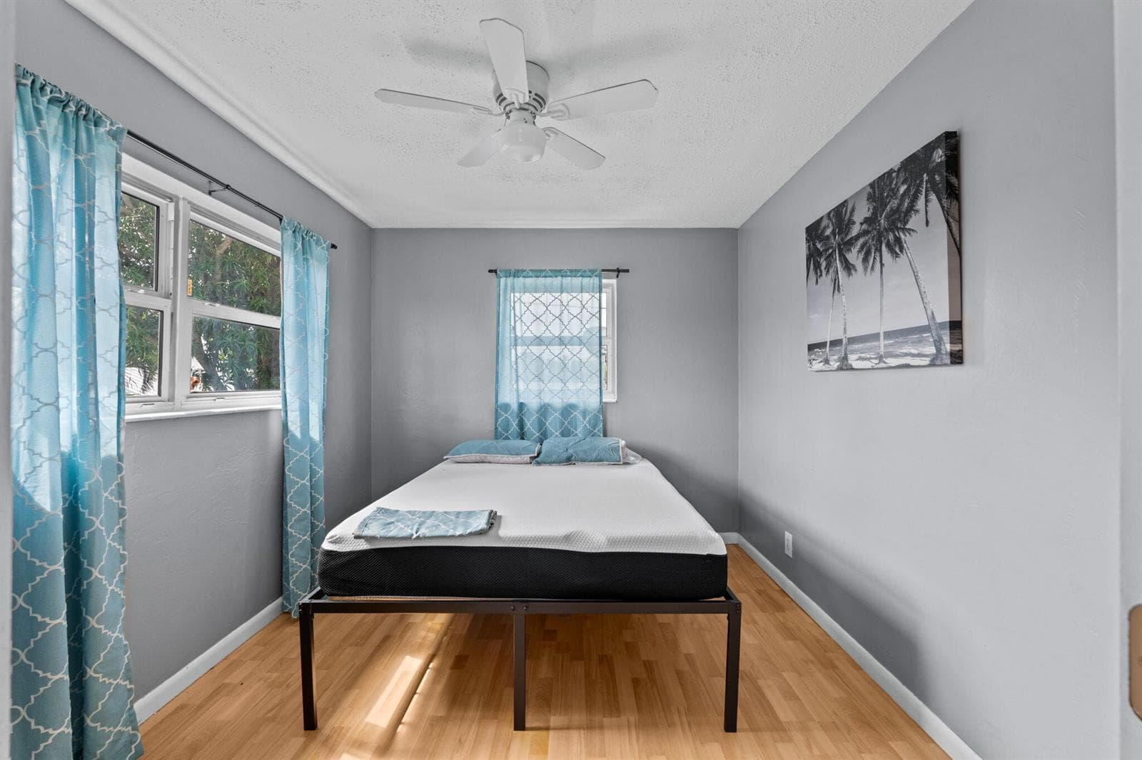 32-web-or-mls-A7409559
