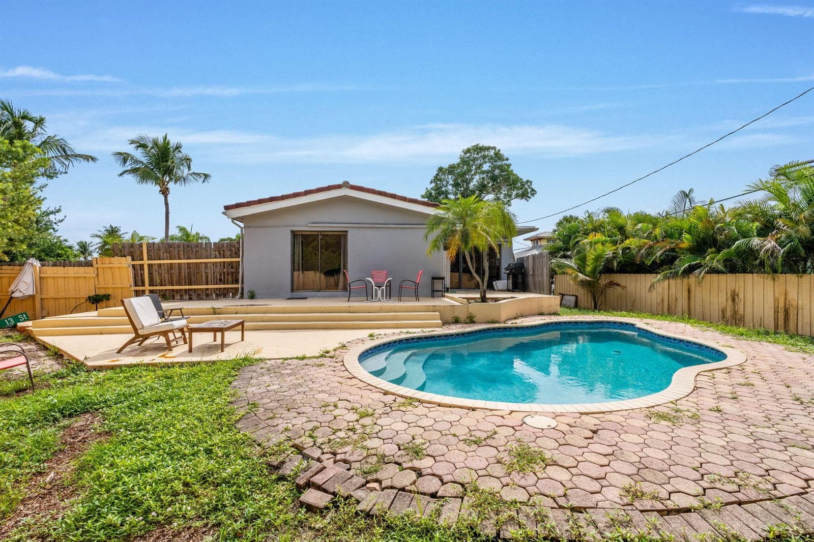 41-web-or-mls-A7409461