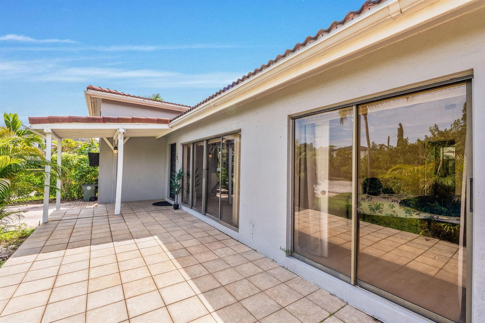 4-web-or-mls-A7409501