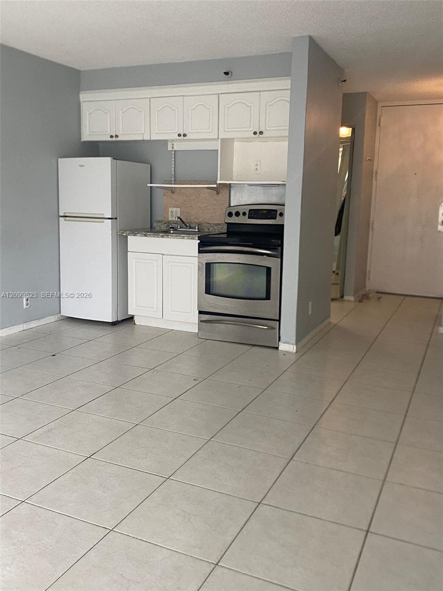 GOLDEN GATE APARTMENTS CO · #104 in Miami - Photo 6