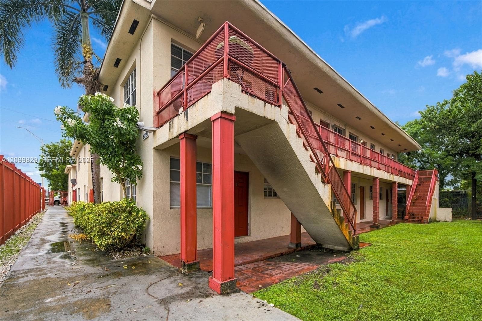 THE ARABIAN ARMS CONDO · #1 in Opa-Locka - Photo 26