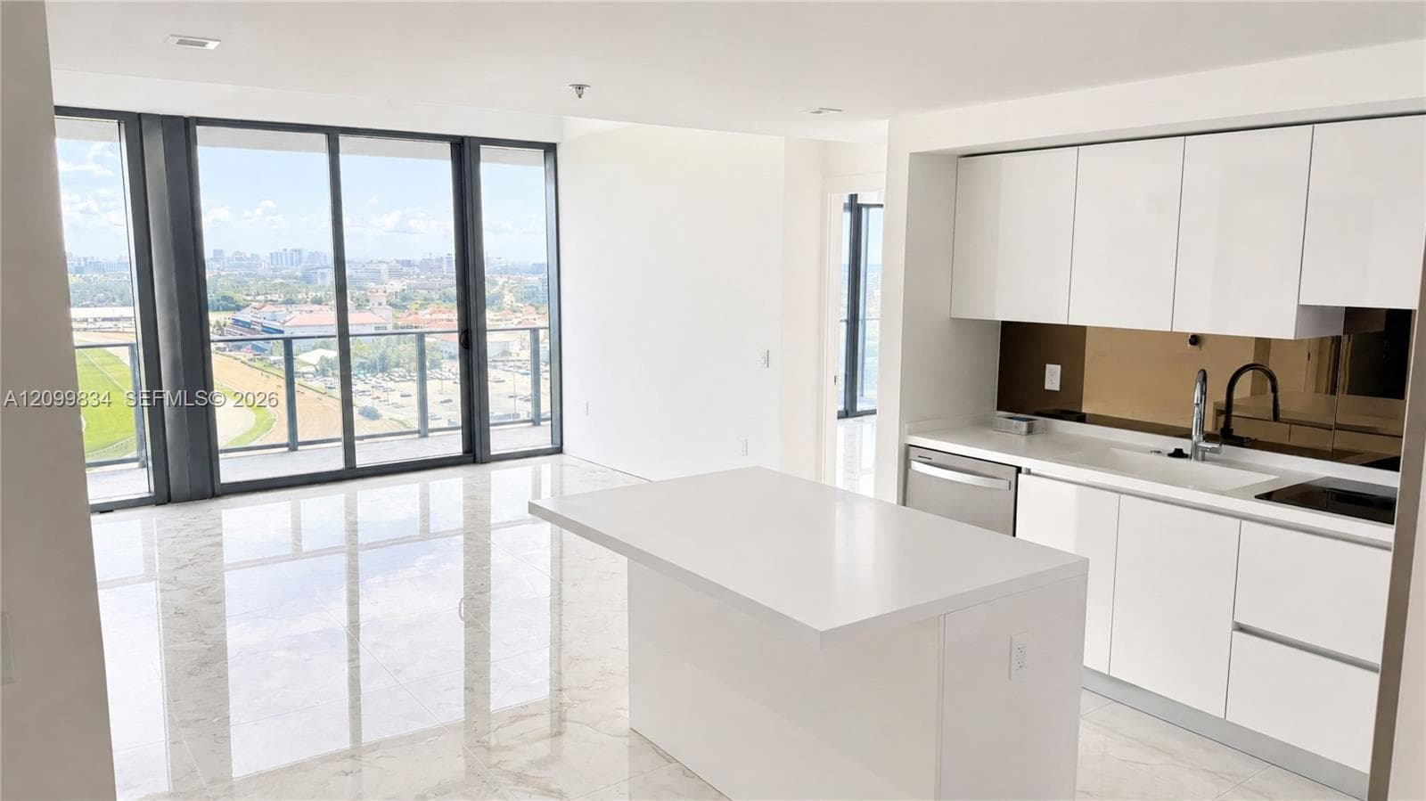 Oasis Hallandale · #2009 in Hallandale Beach - Photo 3
