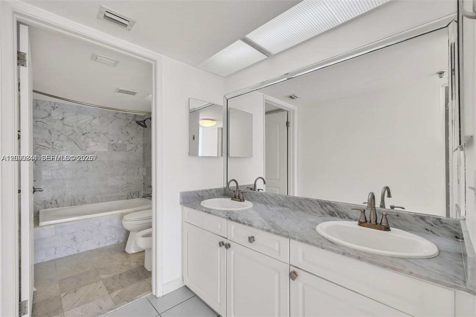 Marbella · #705 in Surfside - Photo 9