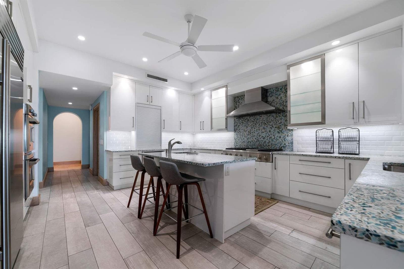 2999 N Ocean Boulevard - XV7TVM(41)