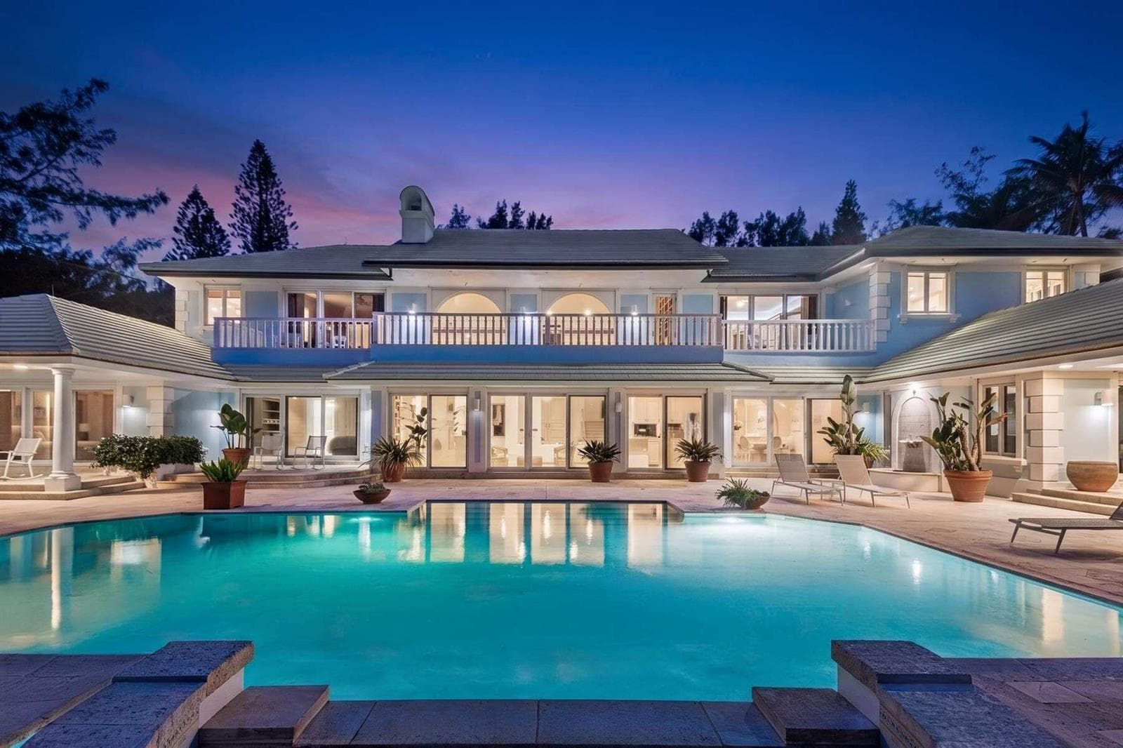 2999 N Ocean Boulevard - XV7TVM(74)