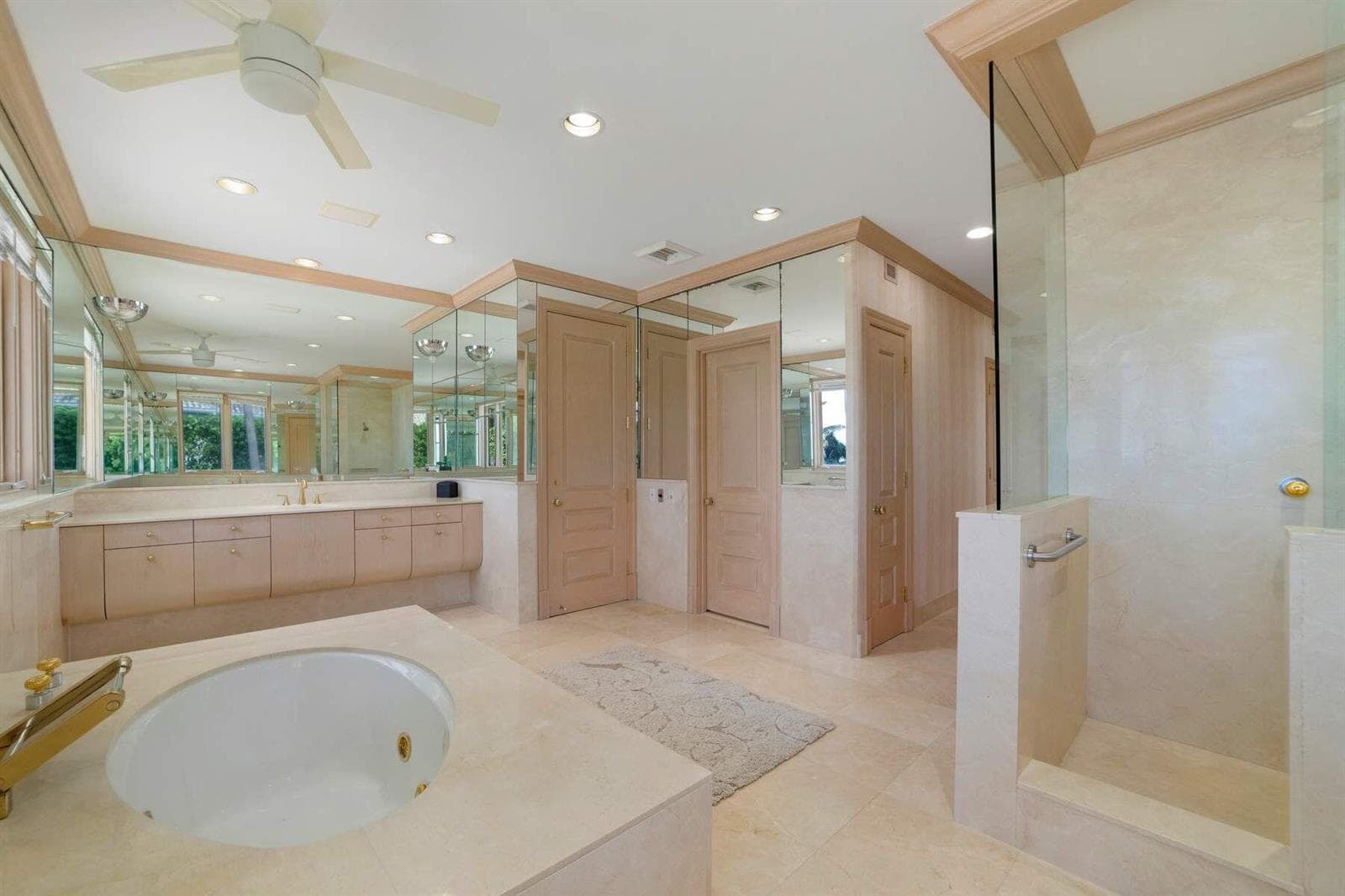 2999 N Ocean Boulevard - XV7TVM(60)