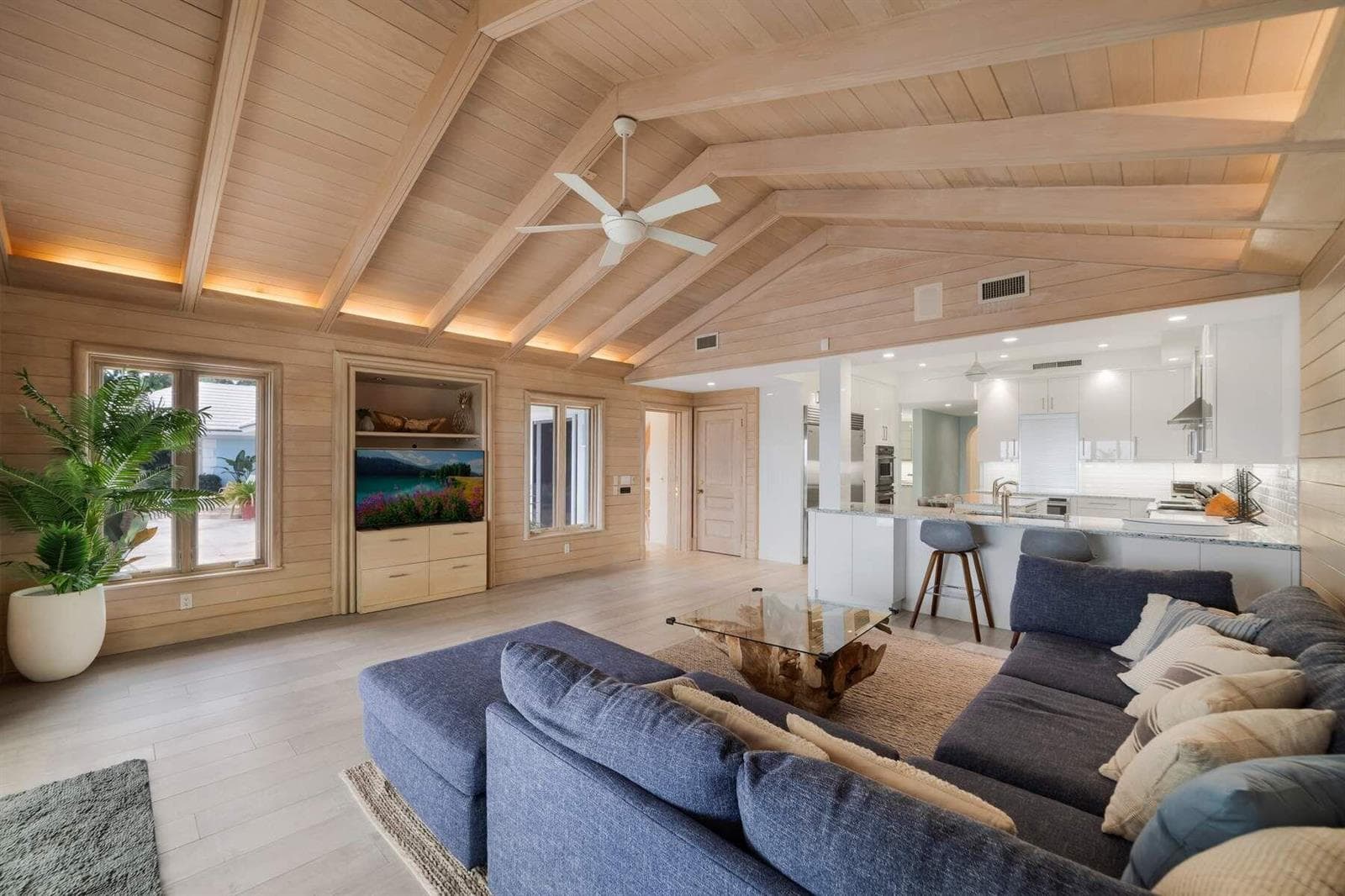 2999 N Ocean Boulevard - XV7TVM(44)