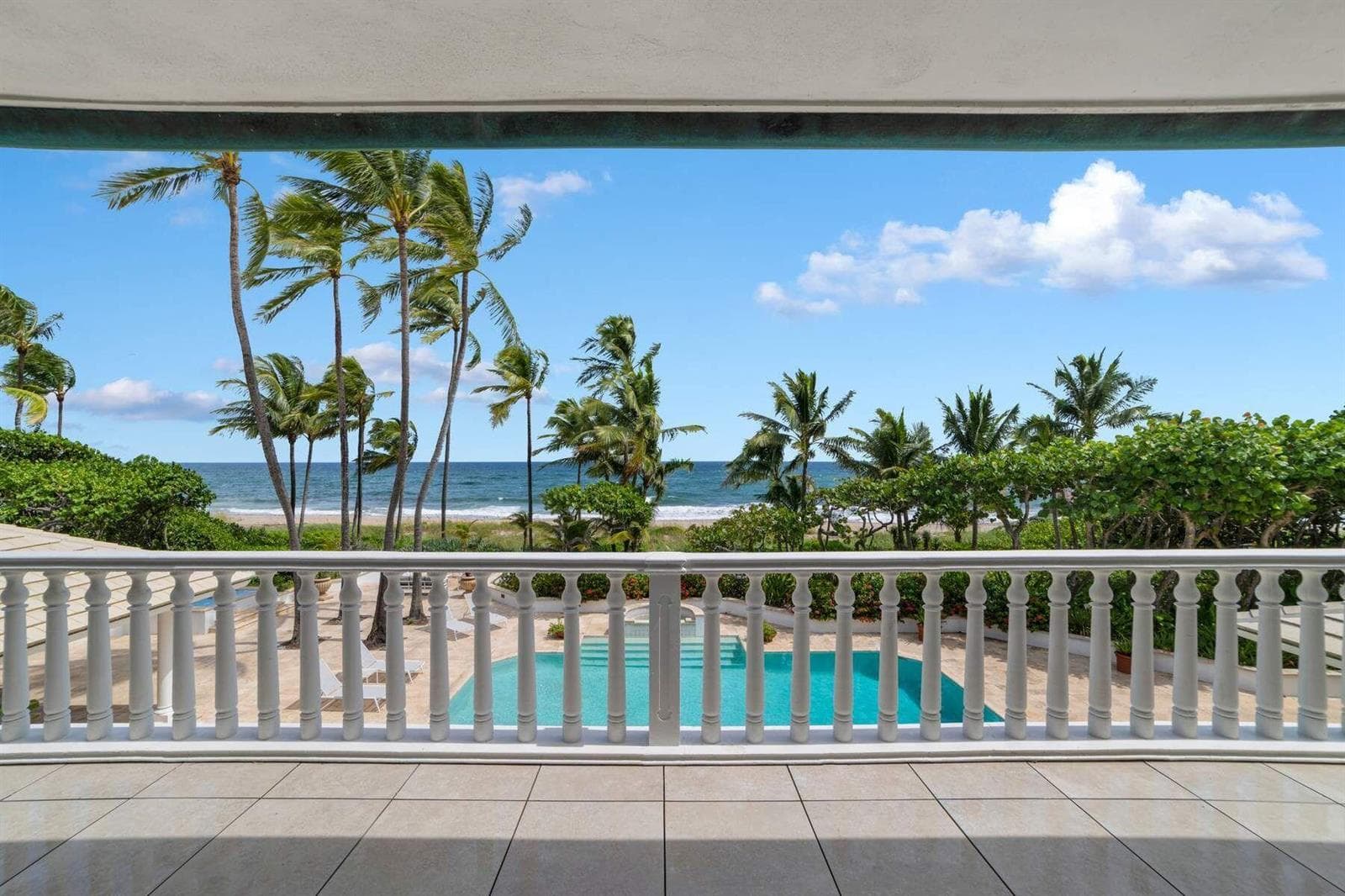 2999 N Ocean Boulevard - XV7TVM(58)