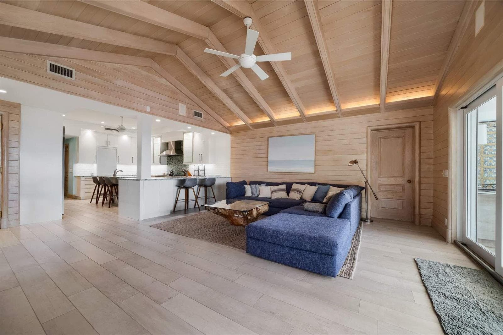 2999 N Ocean Boulevard - XV7TVM(43)