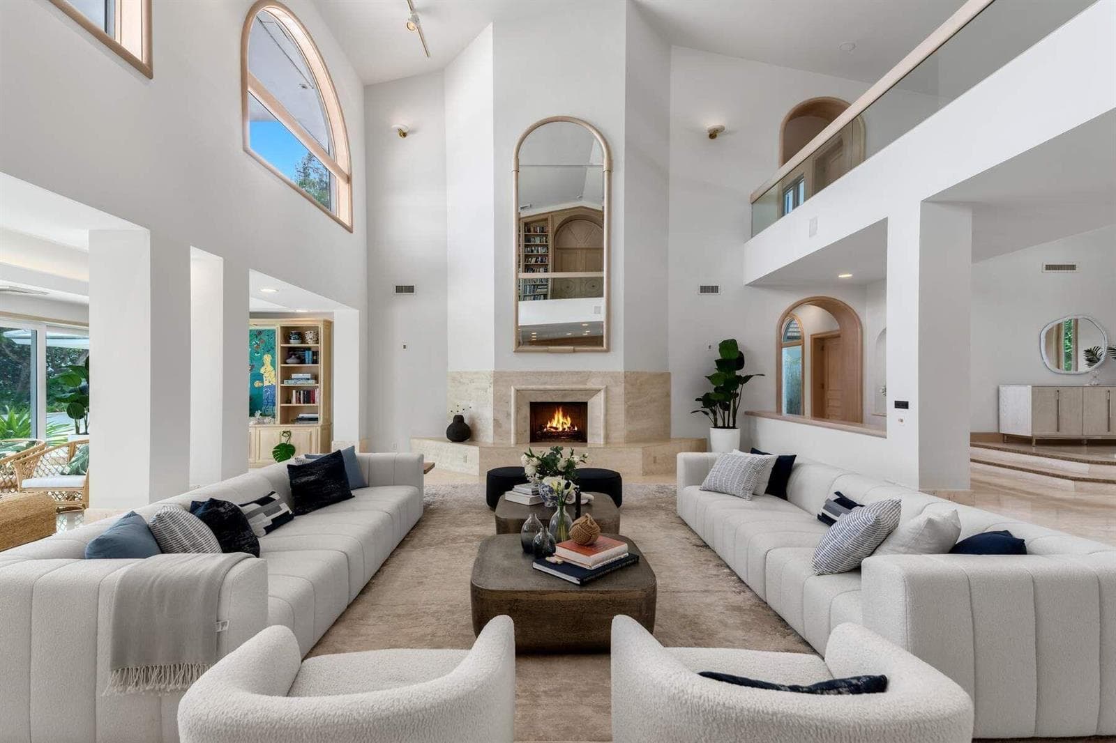 2999 N Ocean Boulevard - XV7TVM(34)
