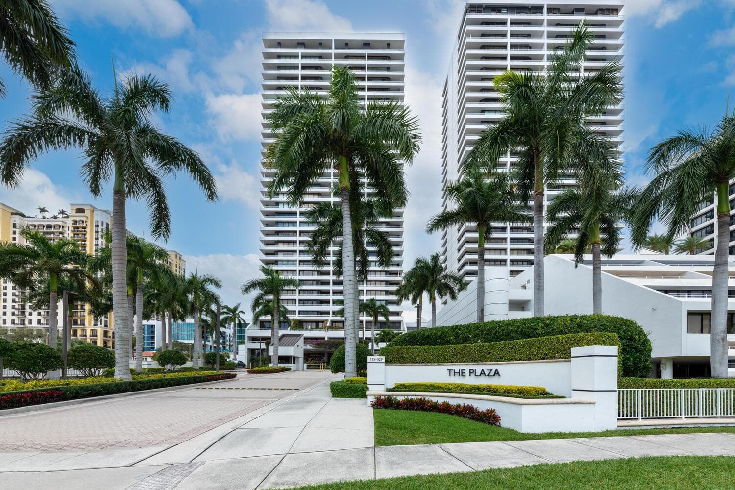 525 S Flagler Dr Unit 11a West-large-002