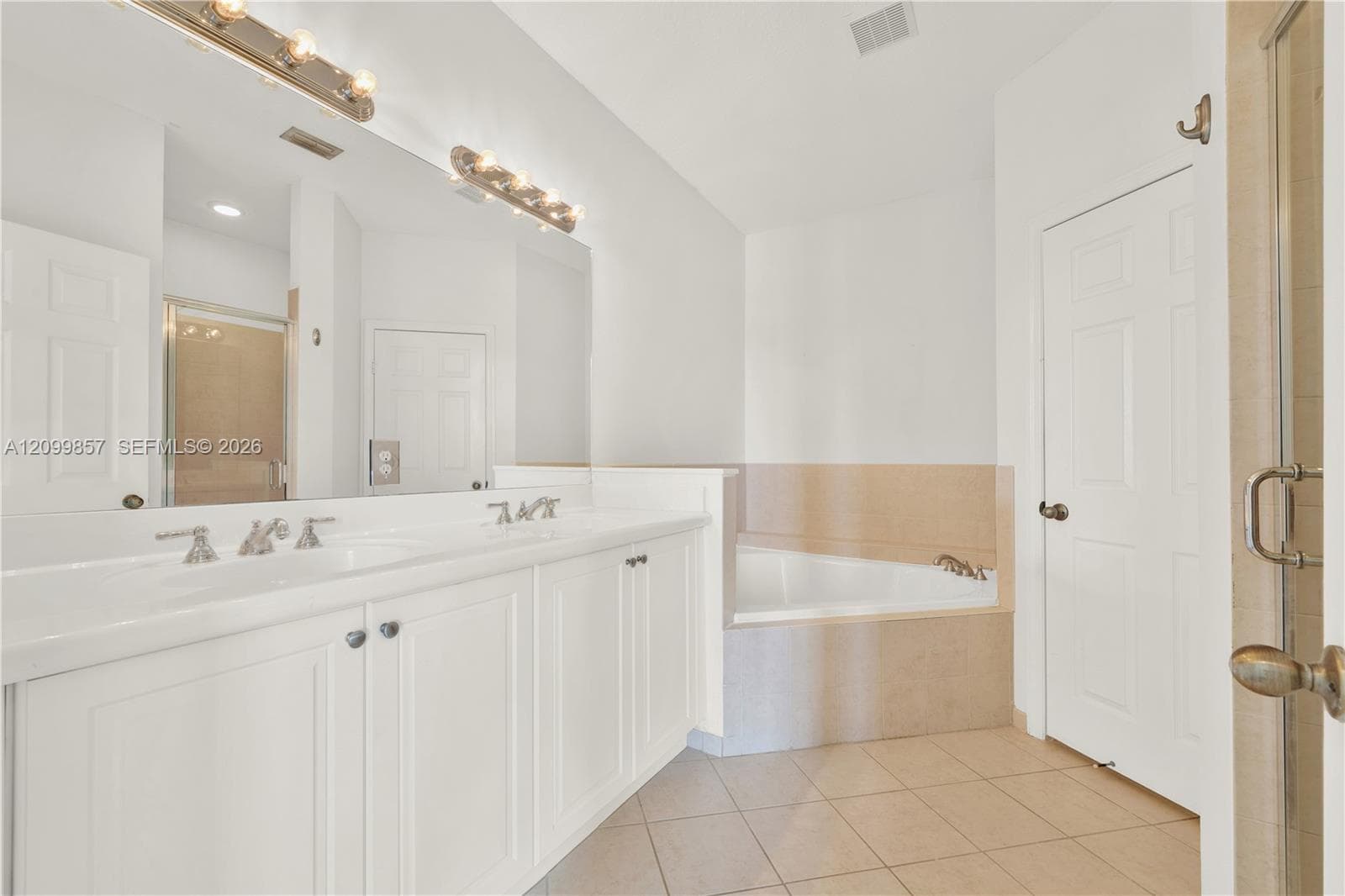 10346 NW 30th Ter #10346 photo 25
