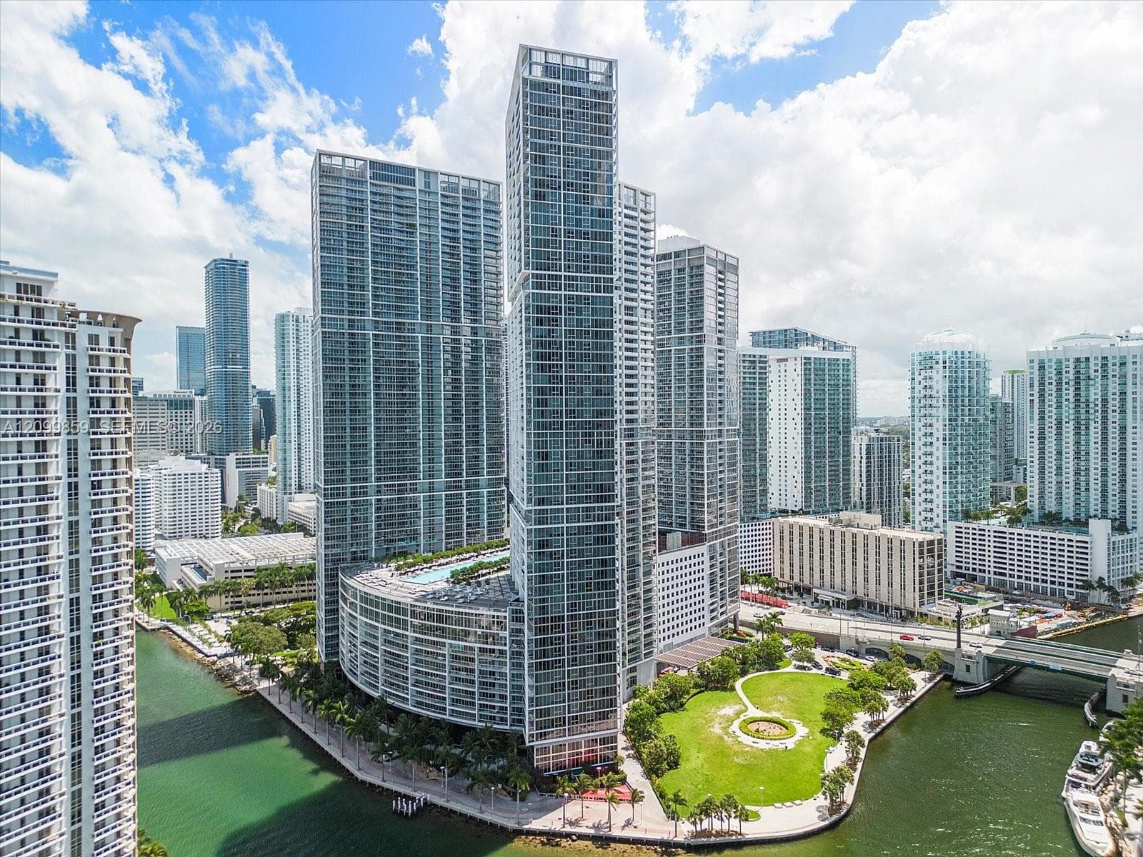 Icon Brickell III · #4309 in Miami - Photo 42