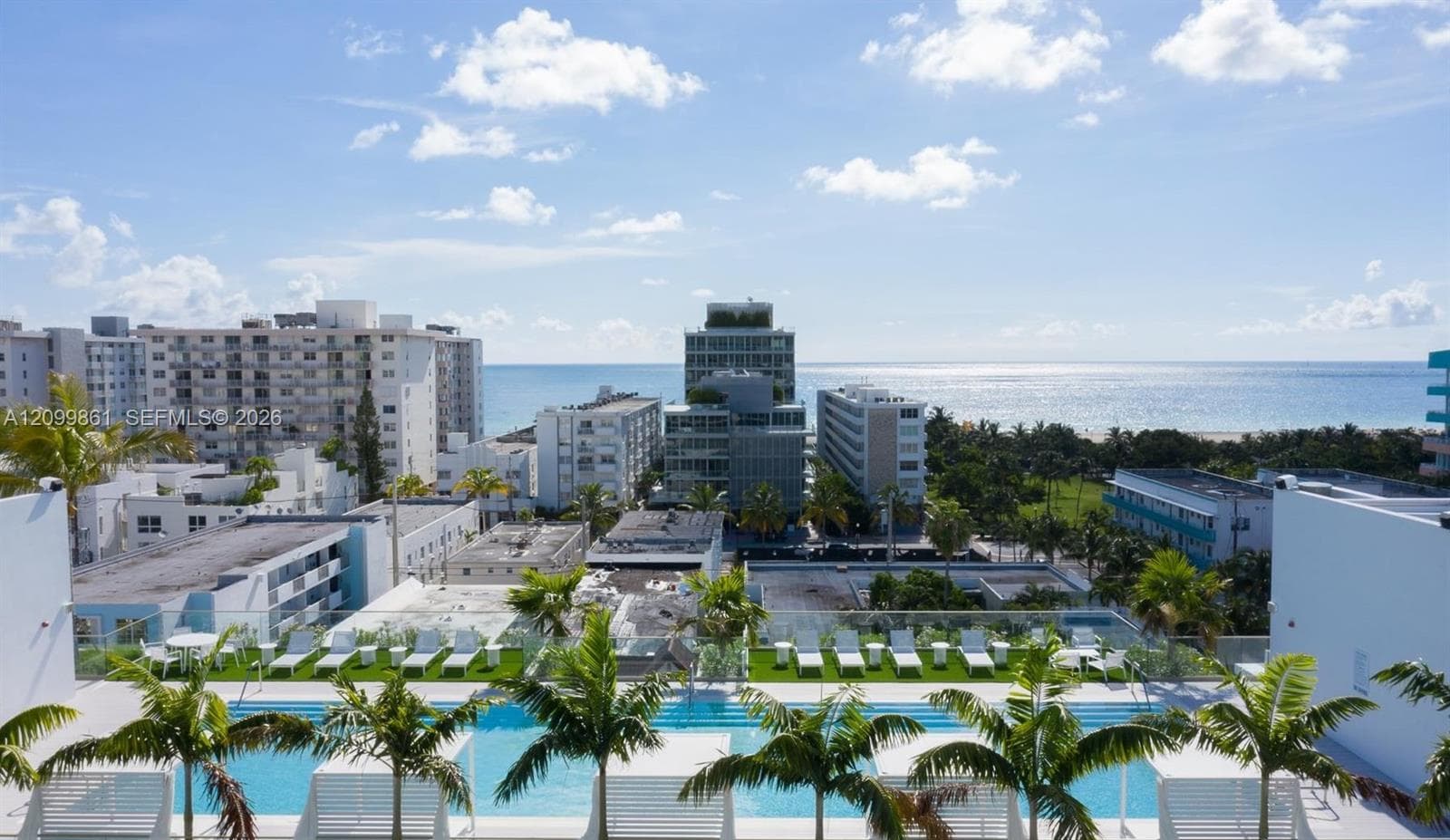Three Hundred Collins · #PH2 in Miami Beach - Photo 15