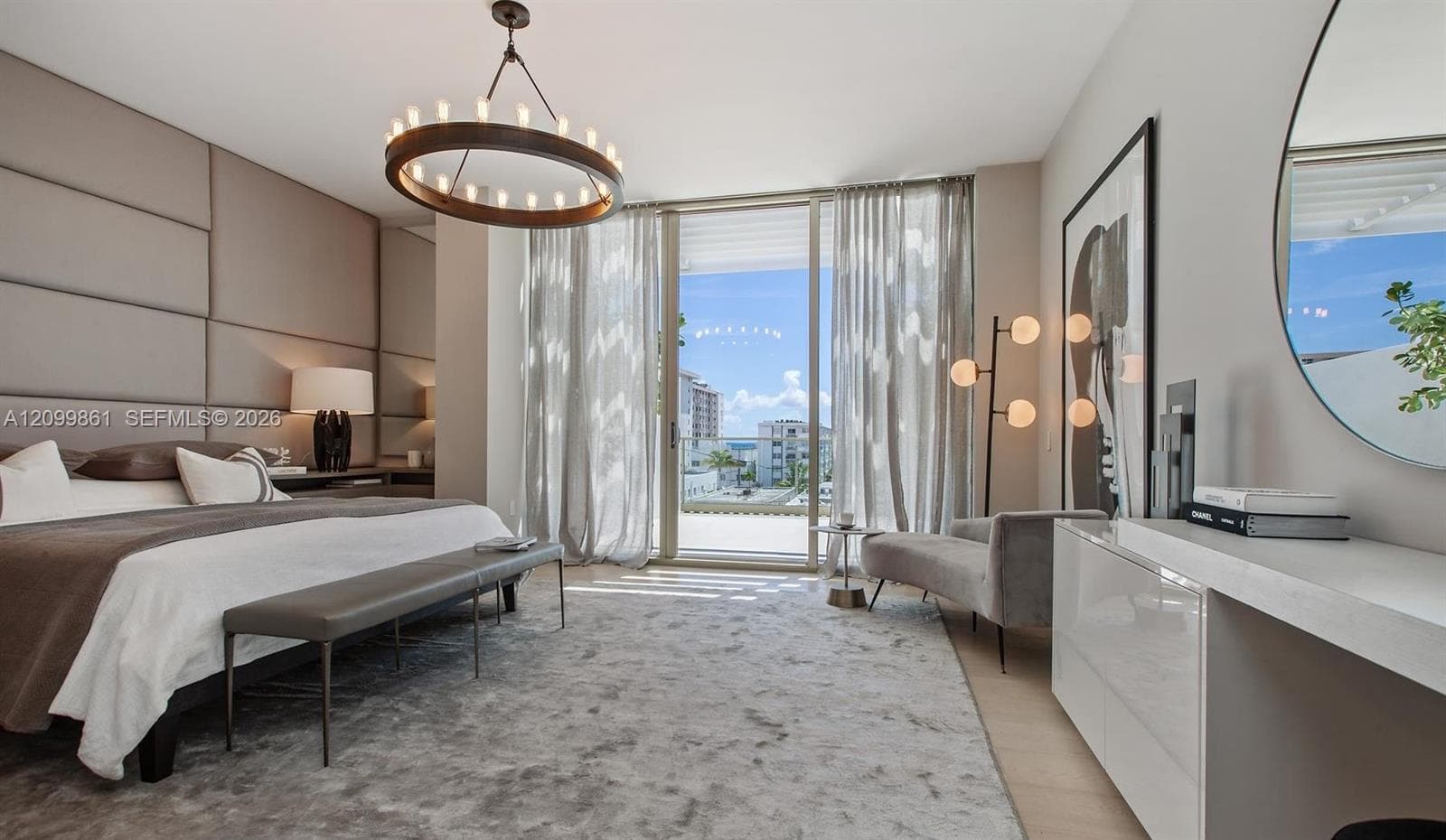 Three Hundred Collins · #PH2 in Miami Beach - Photo 8