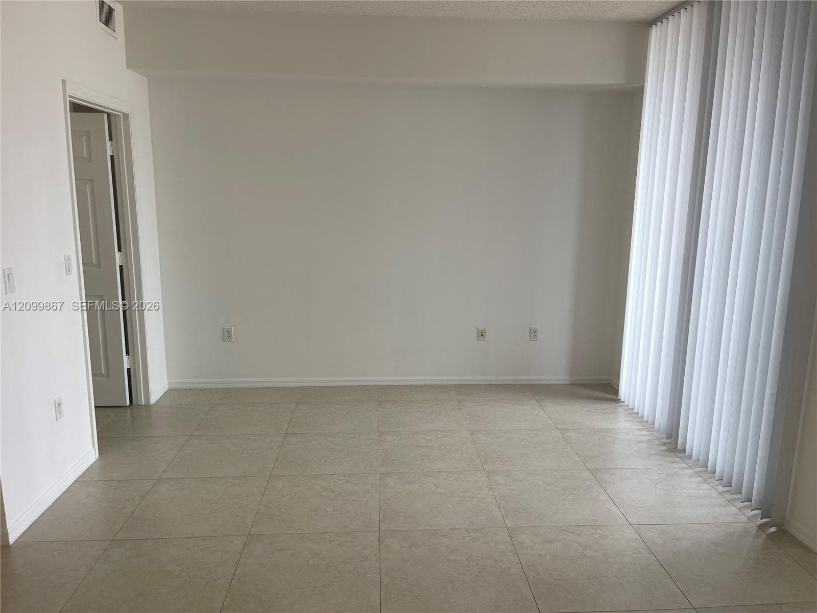Strand Condo · #616 in West Palm Beach - Photo 6