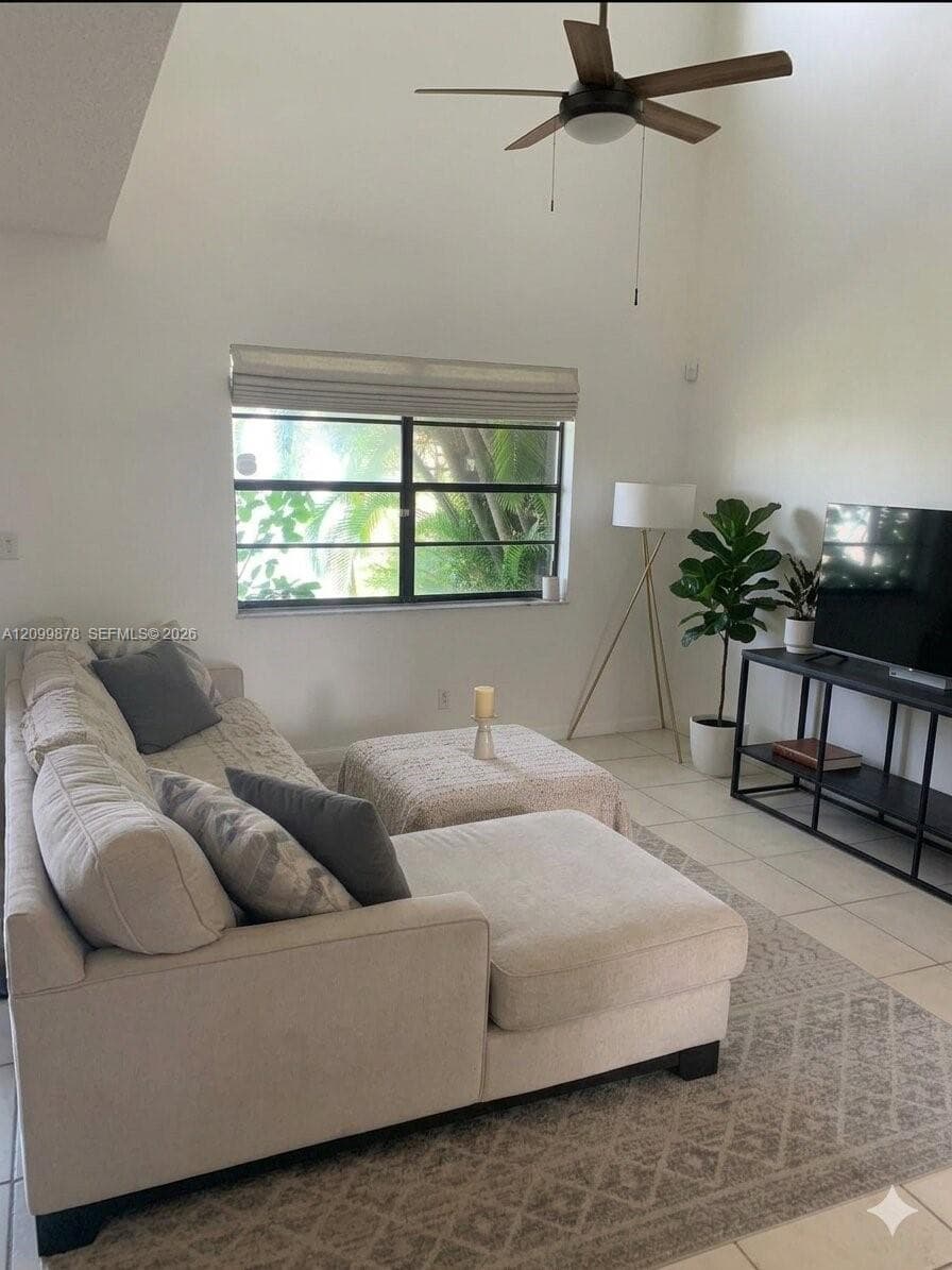 CONDO F AT MEDITERRANEA · #341-06 in Miami - Photo 10