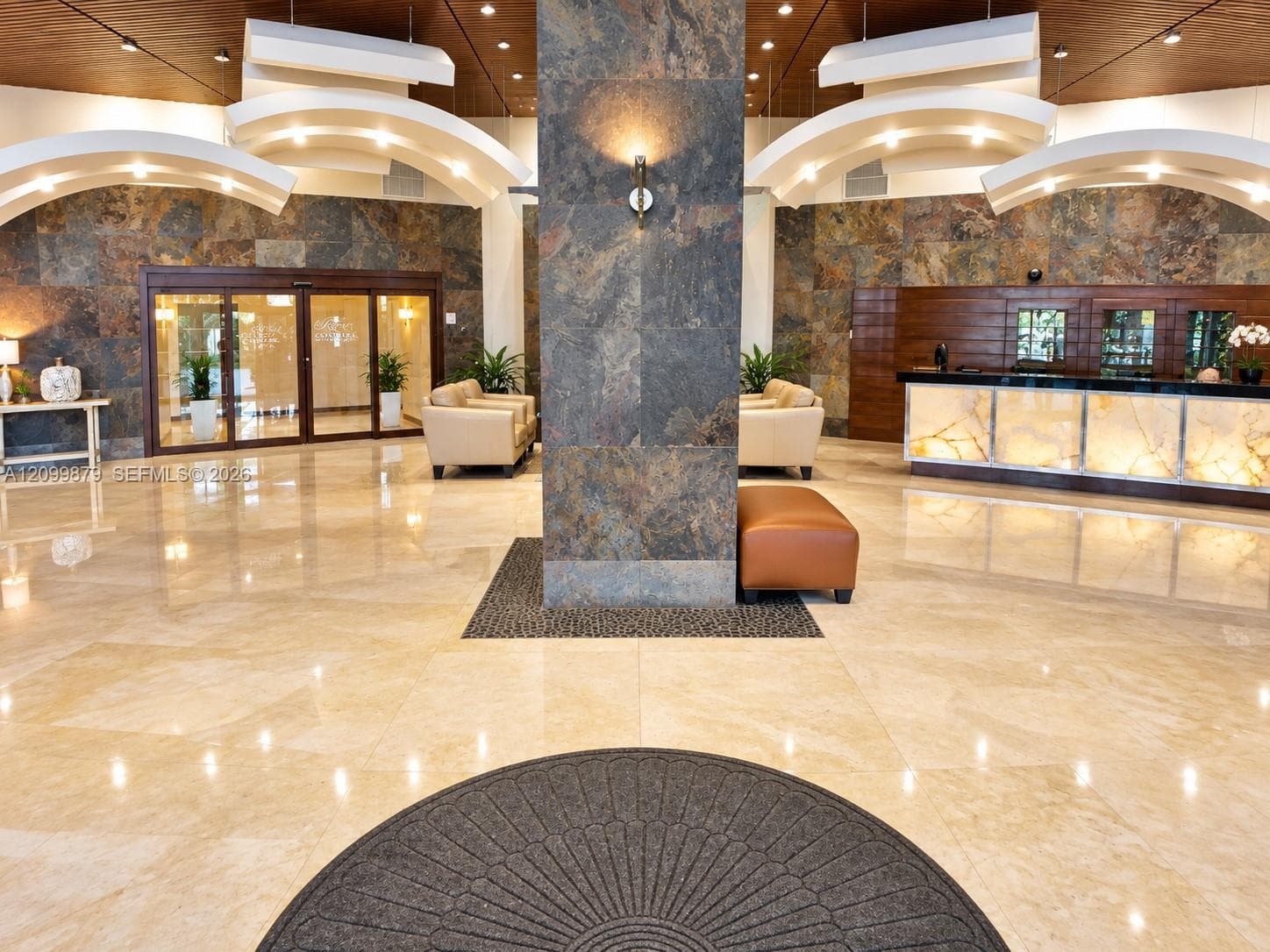 PARC CENTRAL AVENTURA SOU · #611 in Aventura - Photo 3