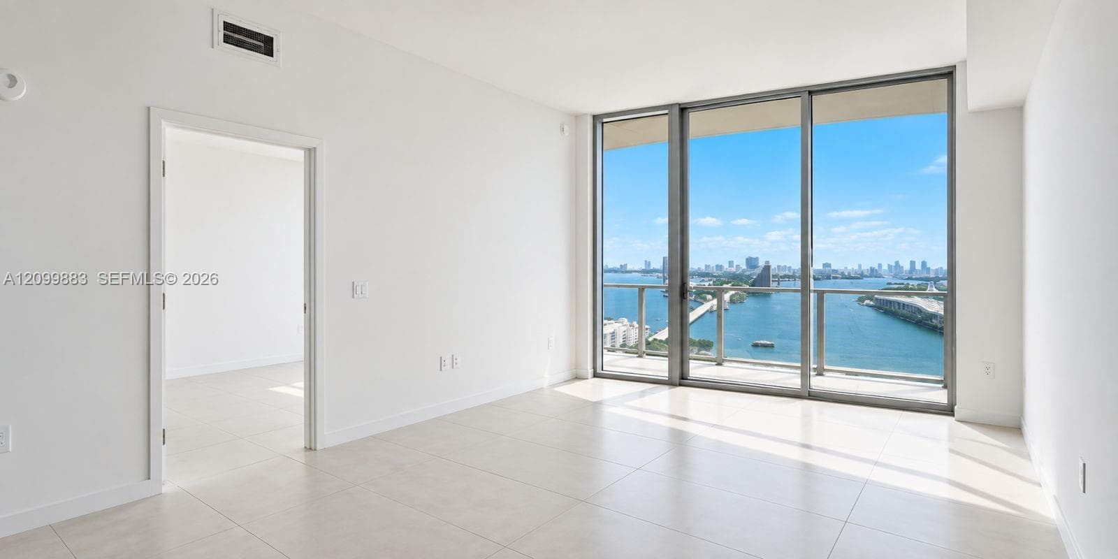 Casa Bella · #1804 in Miami - Photo 9