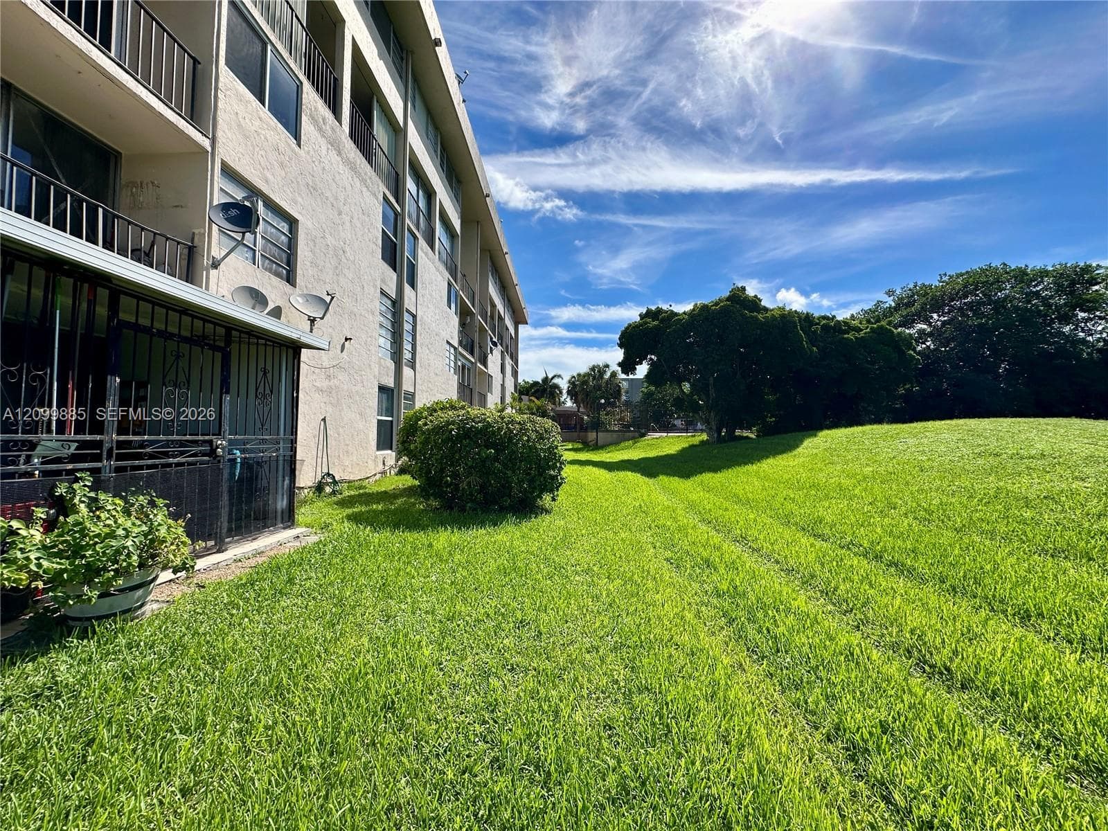 PINEBARK CONDO NO 1 · #105 in Miami - Photo 7