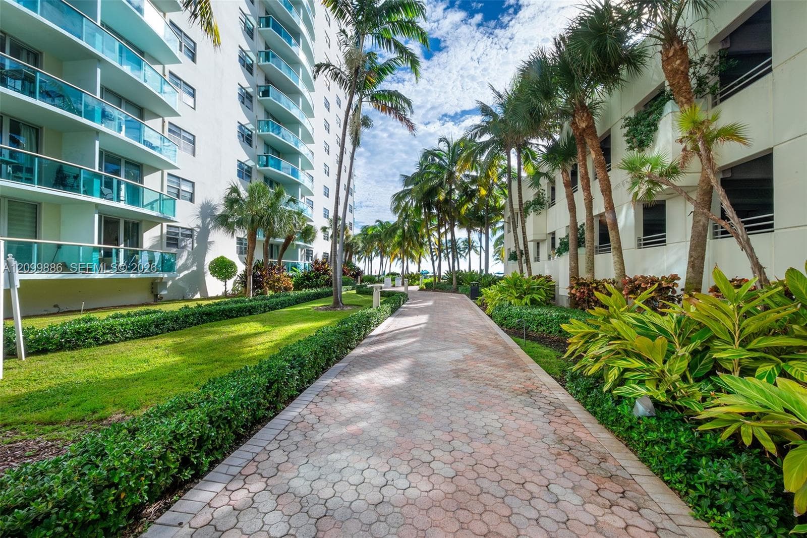 TIDES ON HOLLYWOOD BEACH · #PH16R in Hollywood - Photo 12