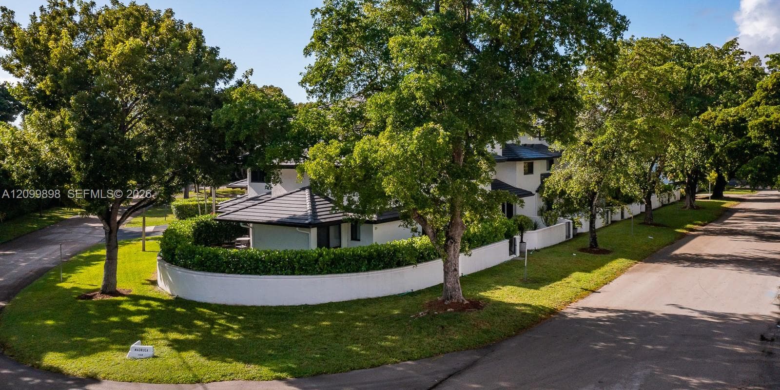 5750 Turin St, a small boutique Building with only 13 units and is called "South Gables Condo" and built in 1988! Only 1 block From University Shopping Center and the "University Metro-Rail Station"  and 2 blocks away from the University of Miami Campus! This is a 2 story, 2Bdrm/2.5 Bath Townhouse has over 990 SF!