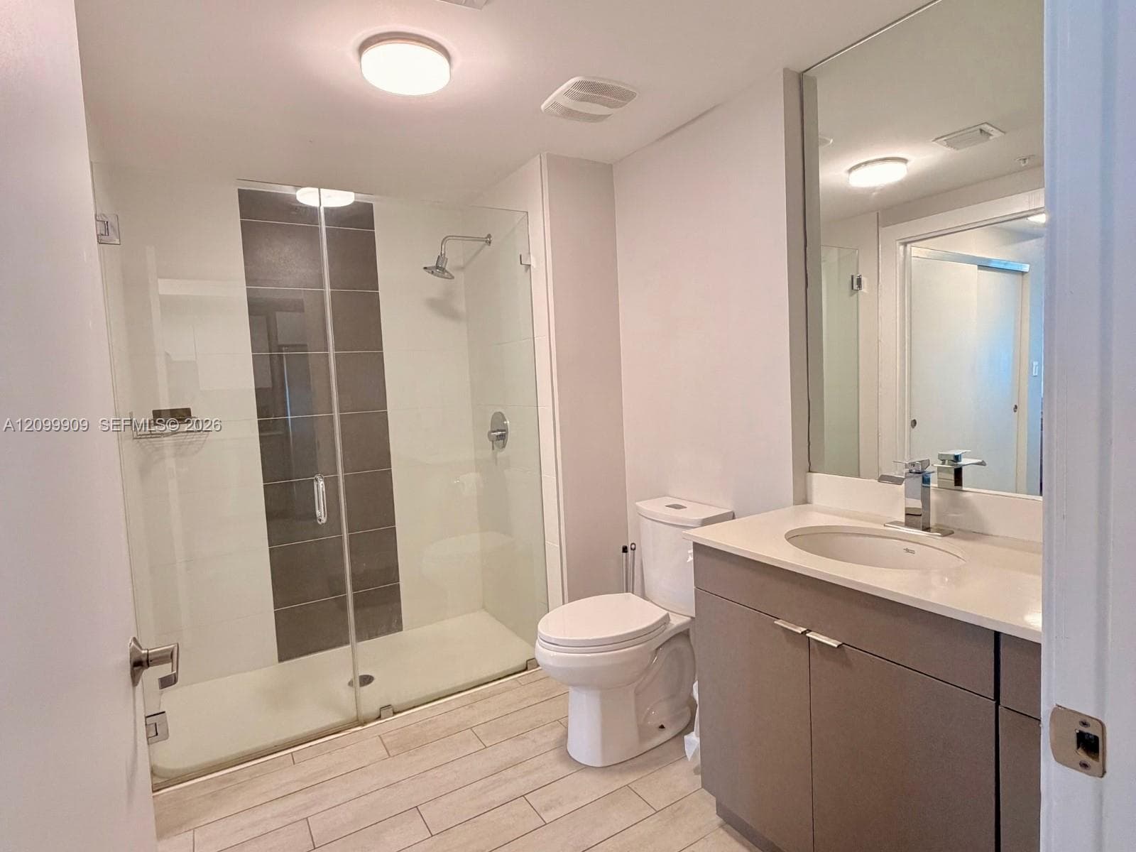 26 Edgewater · #707 in Miami - Photo 6