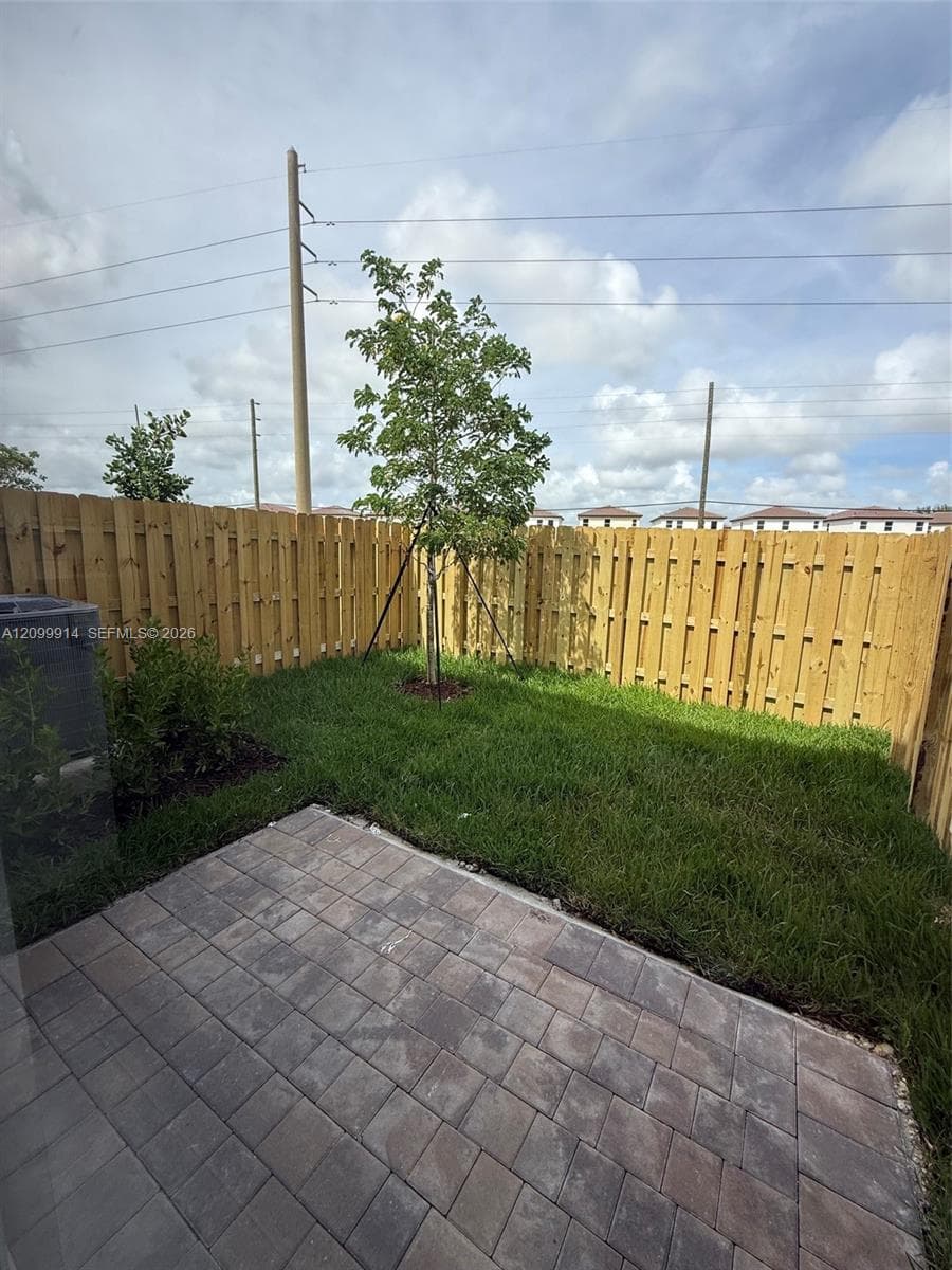 2597 SE 25th Dr photo 8