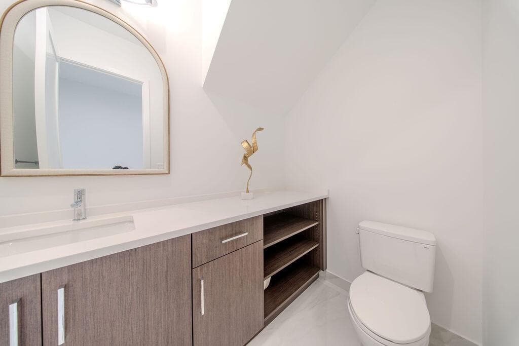 Dedicated Office/Den/6th Bedroom