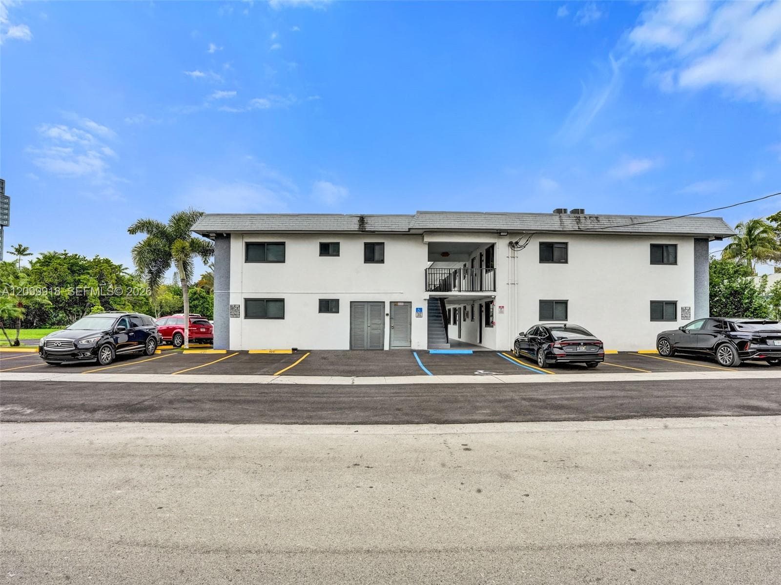 HALLANDALE PARK NO 2 · #203 in Hallandale Beach - Photo 23