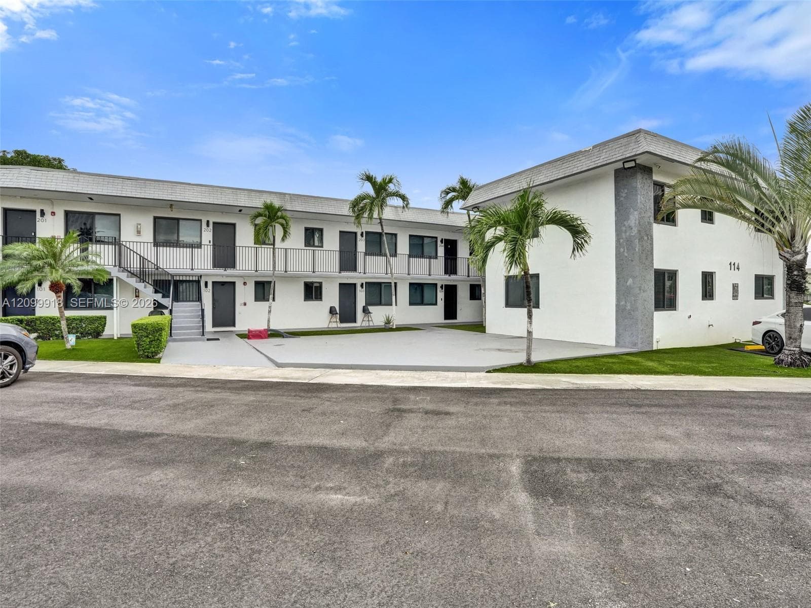 HALLANDALE PARK NO 2 · #203 in Hallandale Beach - Photo 1