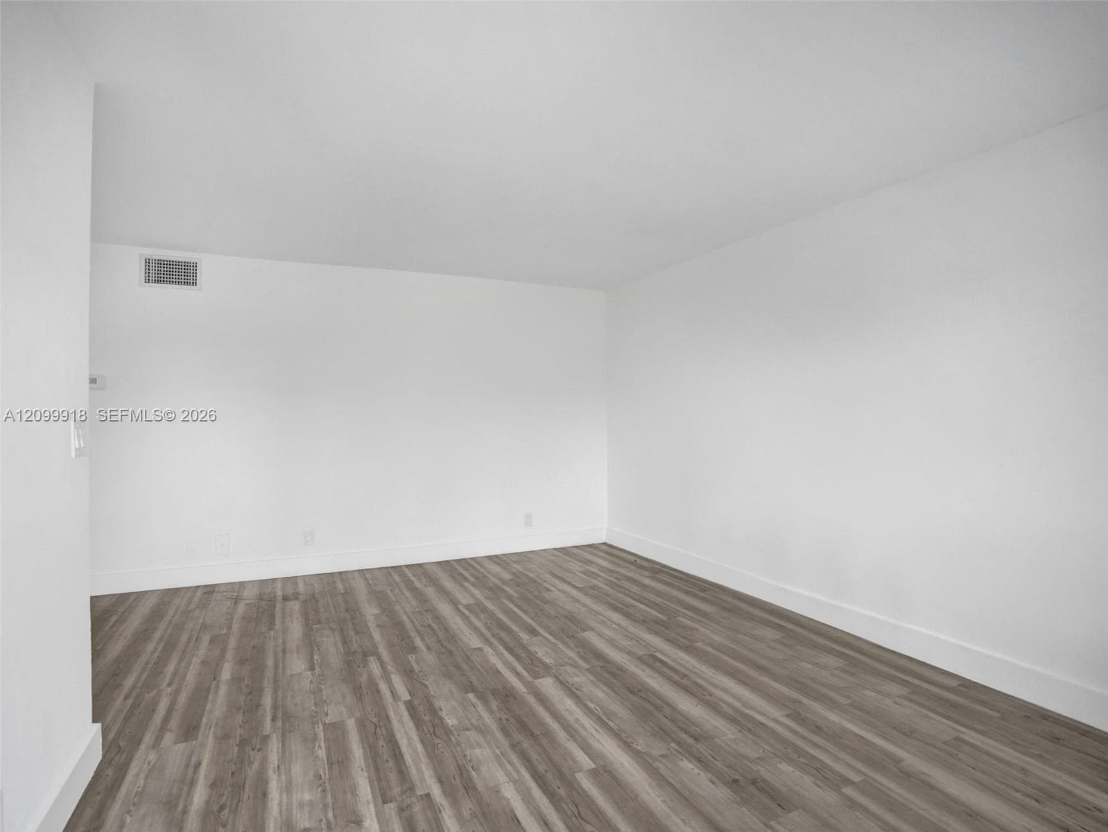 HALLANDALE PARK NO 2 · #203 in Hallandale Beach - Photo 5