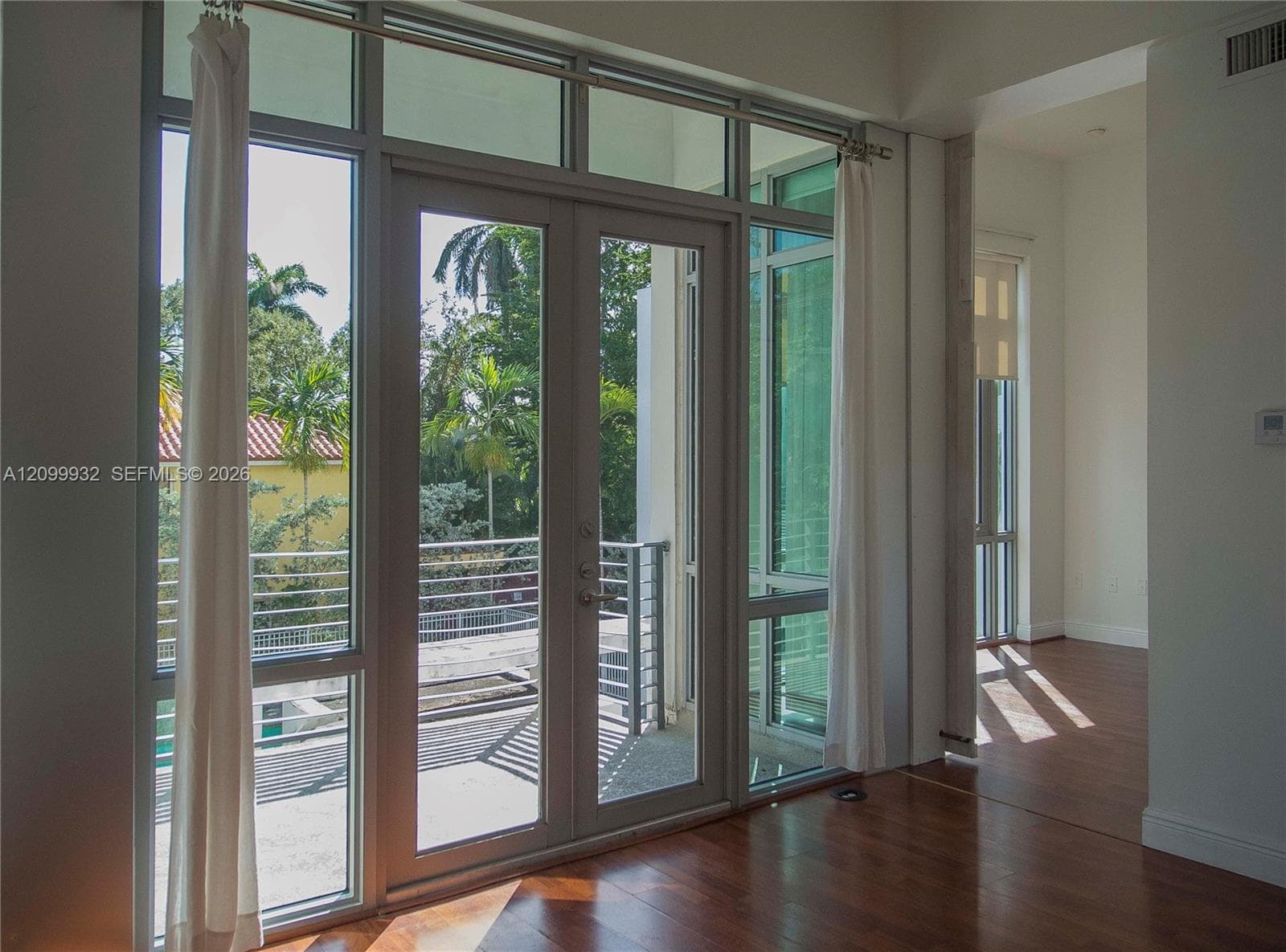 GROVE LOFT CONDO · #B2 in Miami - Photo 2