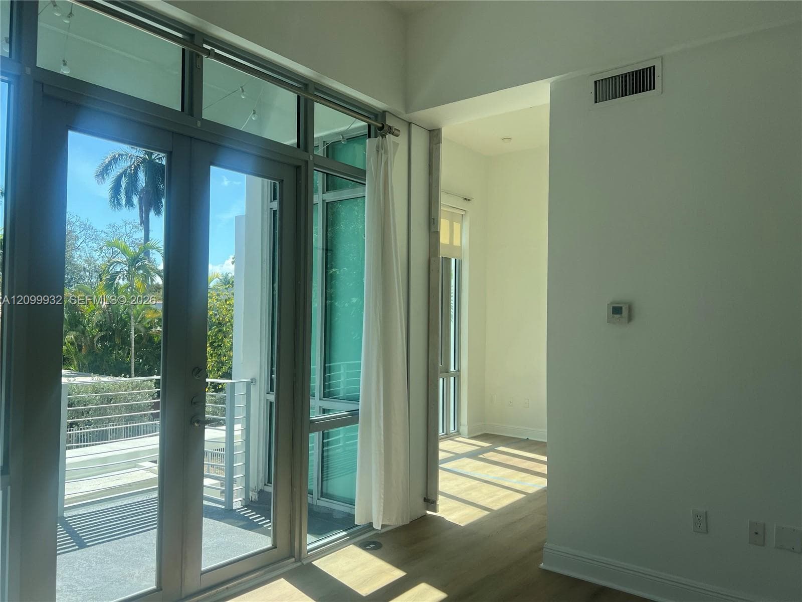 GROVE LOFT CONDO · #B2 in Miami - Photo 4