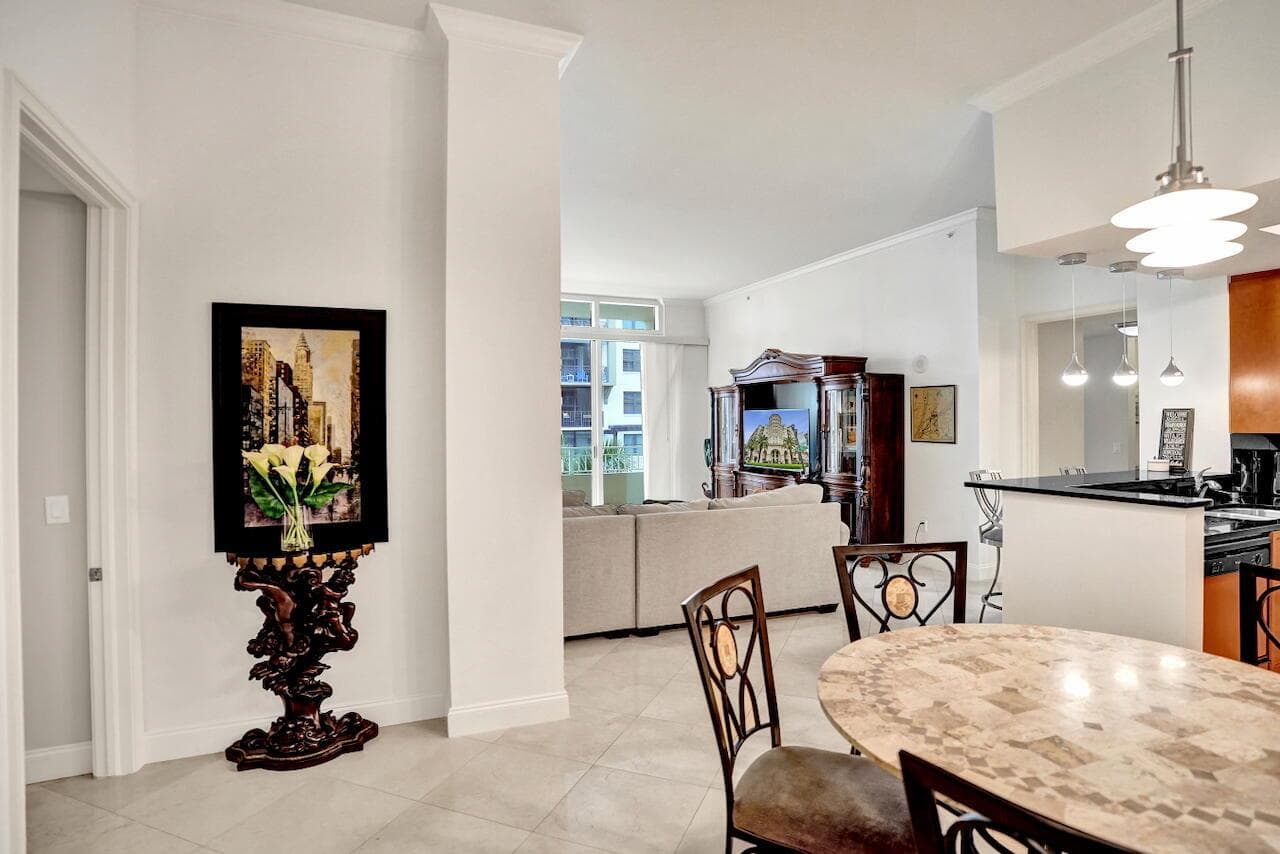 99 SE Mizner Blvd - 10