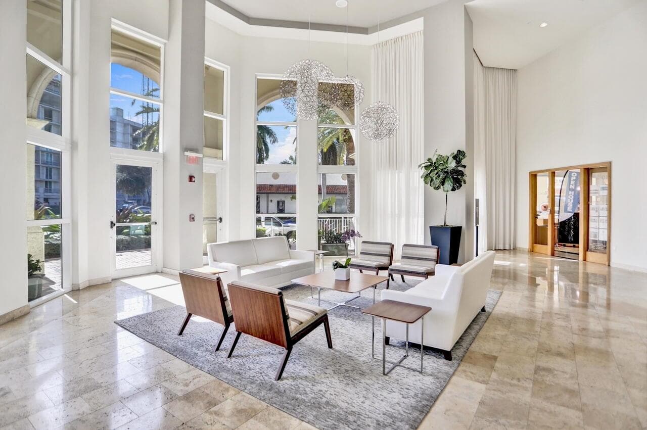 99 SE Mizner Blvd - 40