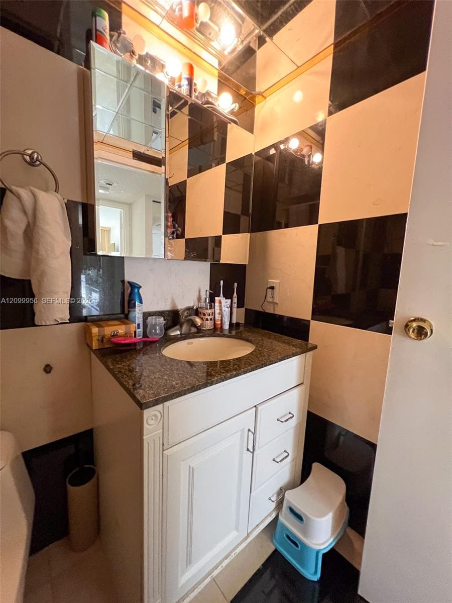 DeSoto Park South · #506 in Hallandale Beach - Photo 10