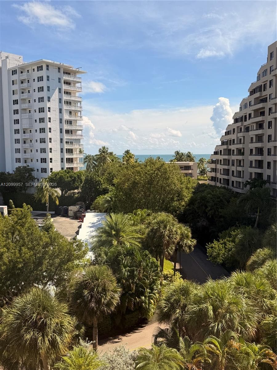Oceansound at Key Colony · #509 in Key Biscayne - Photo 36
