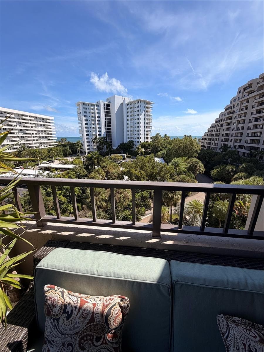 Oceansound at Key Colony · #509 in Key Biscayne - Photo 39