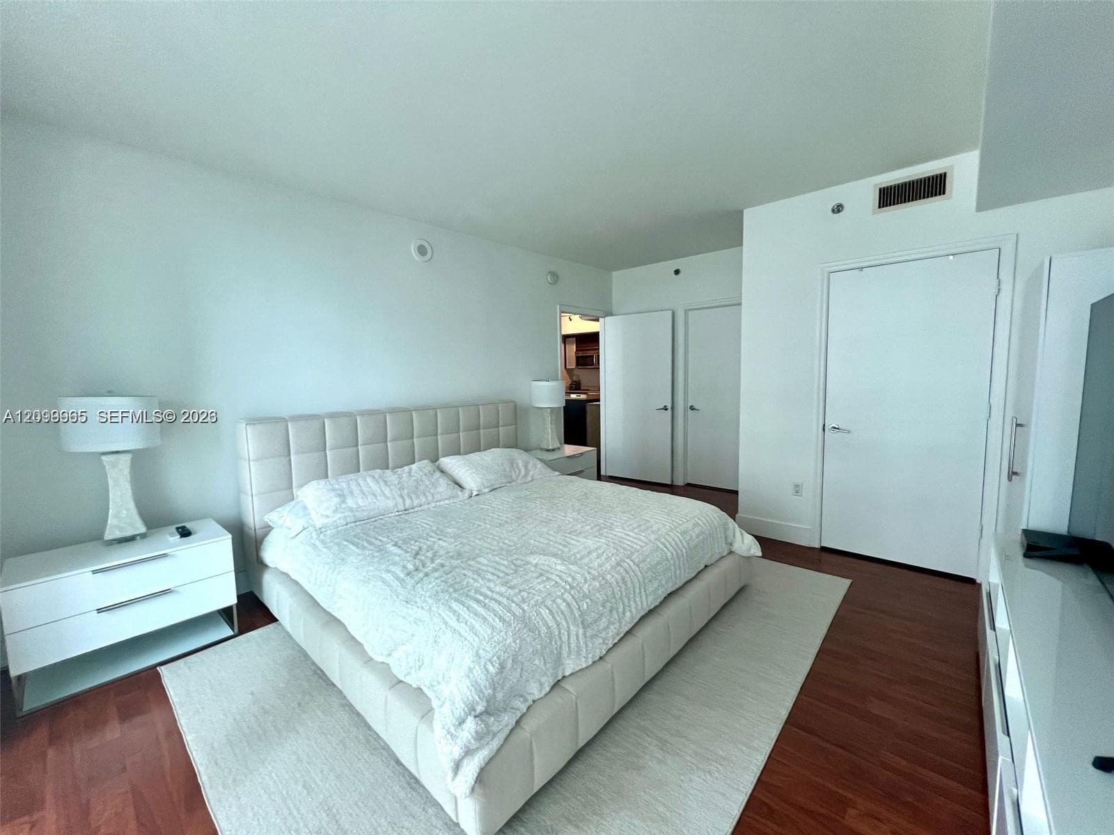 500 Brickell East · #1410 in Miami - Photo 16
