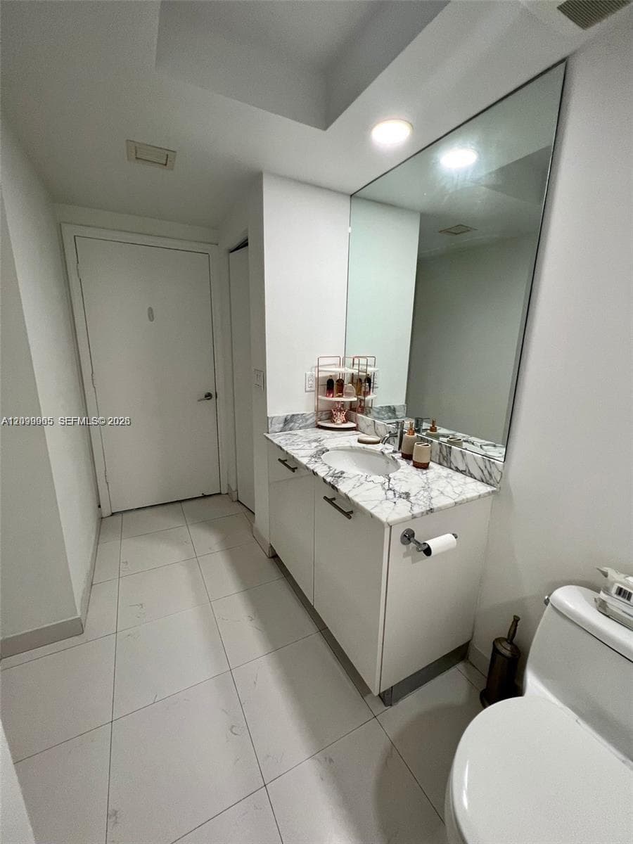 500 Brickell East · #1410 in Miami - Photo 18